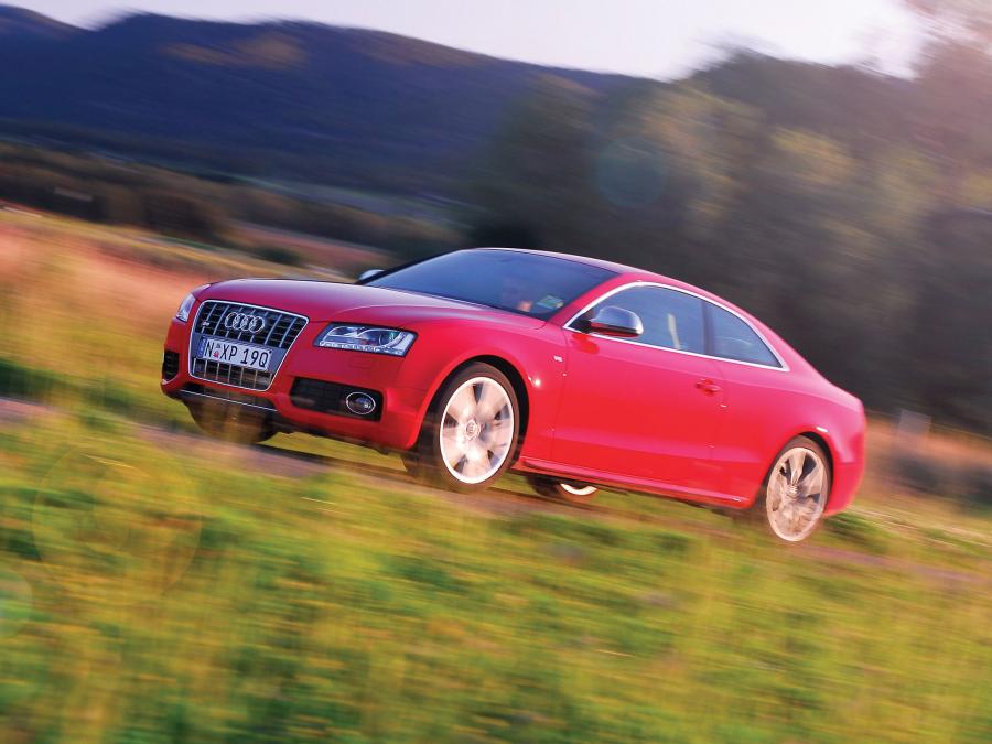  Audi S5 Coupe 2007 года  (AU) (фото 4 из 5)